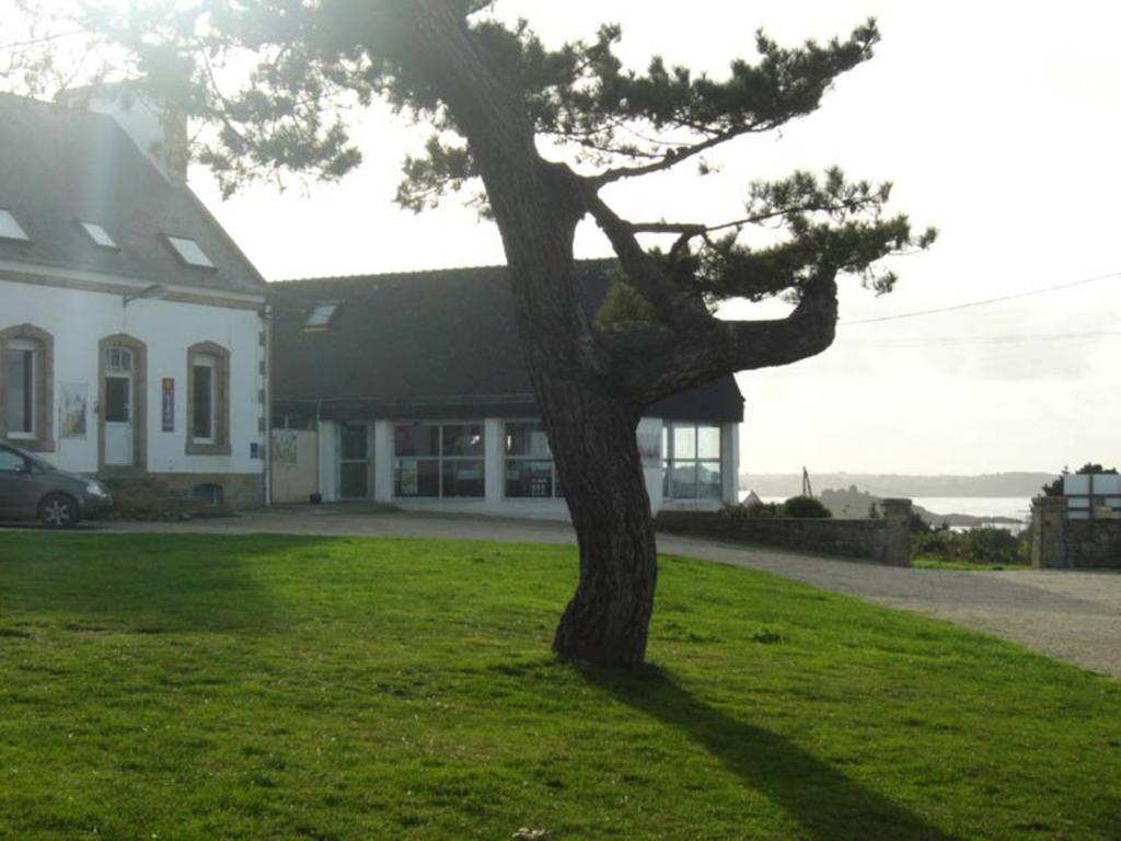 La Maison De Kerdies Hotel Plougasnou Luaran gambar